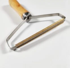 NIIYEBU Pluizenverwijderaar - Kleding Ontpluizer - Voor Tapijt - Verwijdert Pluisjes - Huisdierhaar Verwijderaar - Lint Remover - Hout - Makkelijk Mee Te Nemen -Winkel Voor Dagelijkse Benodigdheden 1200x1161 20