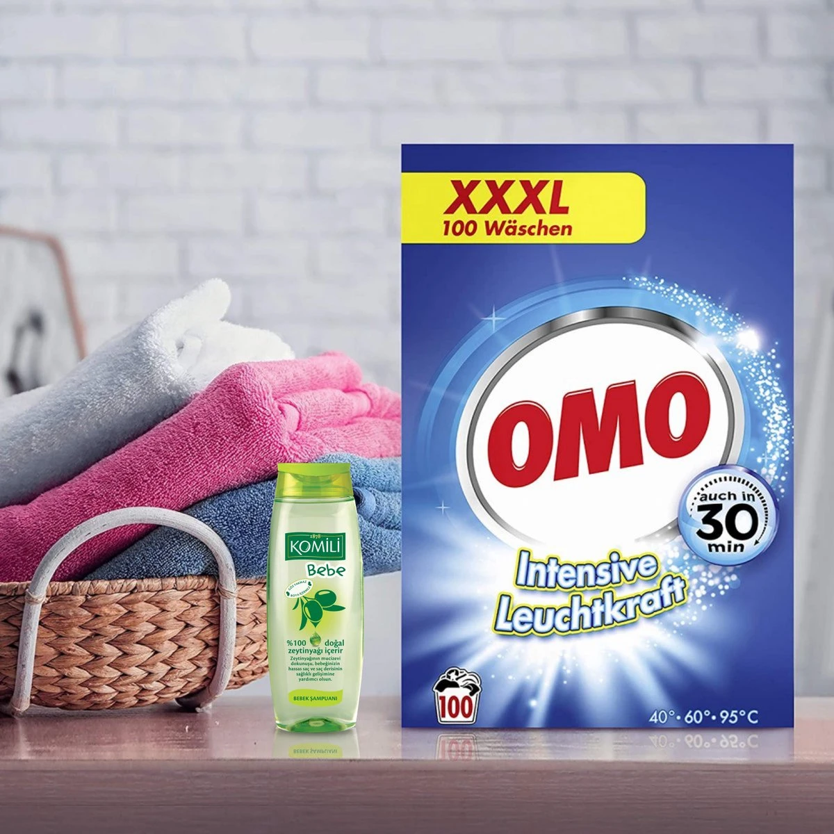 Omo Wit Waspoeder XXXL 100 Wasbeurten 7kg Wasmiddel + Met Komili Shampoo 200ml 3 Omo Wit Waspoeder XXXL 100 Wasbeurten 7kg Wasmiddel + Met Komili Shampoo 200ml