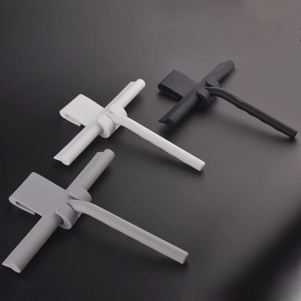 ATV PERFECTUM Douchewisser Wit Met Ophangsysteem - Raamwisser- Trekker Douche - Silicone - 21cm X 16cm - Badkamer Accessoires - Douchewisser 4 ATV PERFECTUM Douchewisser Wit Met Ophangsysteem - Raamwisser- Trekker Douche - Silicone - 21cm X 16cm - Badkamer Accessoires - Douchewisser - Afbeelding 2