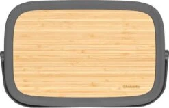 Brabantia Nic Broodtrommel - Met Bamboe Deksel - Dark Grey -Winkel Voor Dagelijkse Benodigdheden 1200x766 3