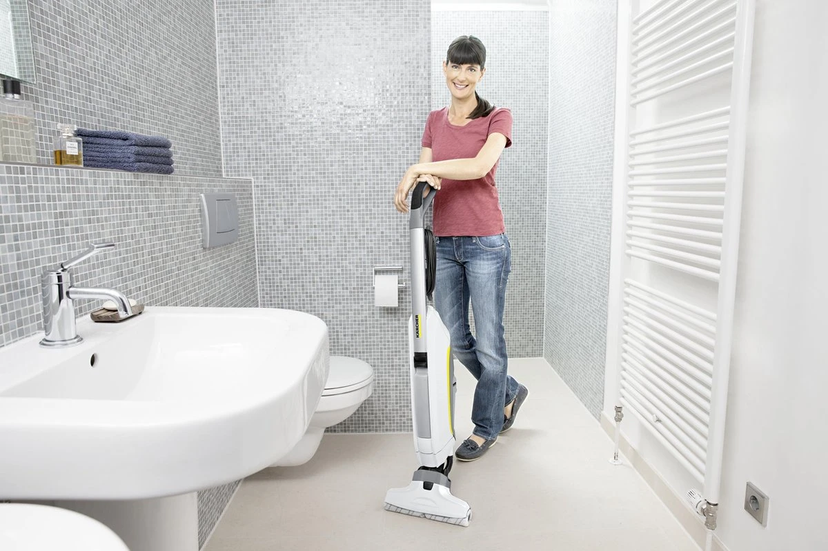 Kärcher FC 5 Premium Vloerreiniger - Incl. Grijze Rollers - 60 M² - 30 Cm 11 Kärcher FC 5 Premium Vloerreiniger - Incl. Grijze Rollers - 60 M² - 30 Cm - Afbeelding 9