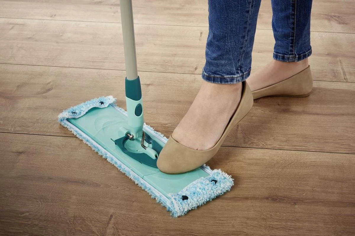 Leifheit Combi Clean Vloerwisser Xl - Compleet Systeem - Micro Duo - 42 Cm Wisbreedte 11 Leifheit Combi Clean Vloerwisser Xl - Compleet Systeem - Micro Duo - 42 Cm Wisbreedte - Afbeelding 9