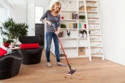 Vileda 1.2.Spray - Vlakke Mop Met Sproeisysteem En Pad In Microvezels -Winkel Voor Dagelijkse Benodigdheden 1200x800 117