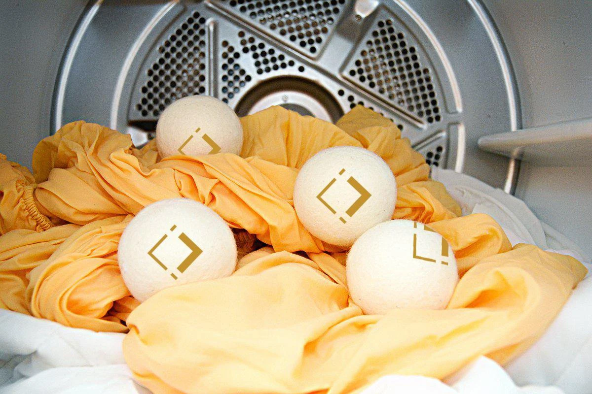 LuxerLiving Wasbol Set Van 6 - Droogt Tot 30% Sneller - Wasverzachter - Droger Ballen - Dryer Balls - Ecologisch - 100% Wol 6 LuxerLiving Wasbol Set Van 6 - Droogt Tot 30% Sneller - Wasverzachter - Droger Ballen - Dryer Balls - Ecologisch - 100% Wol - Afbeelding 4