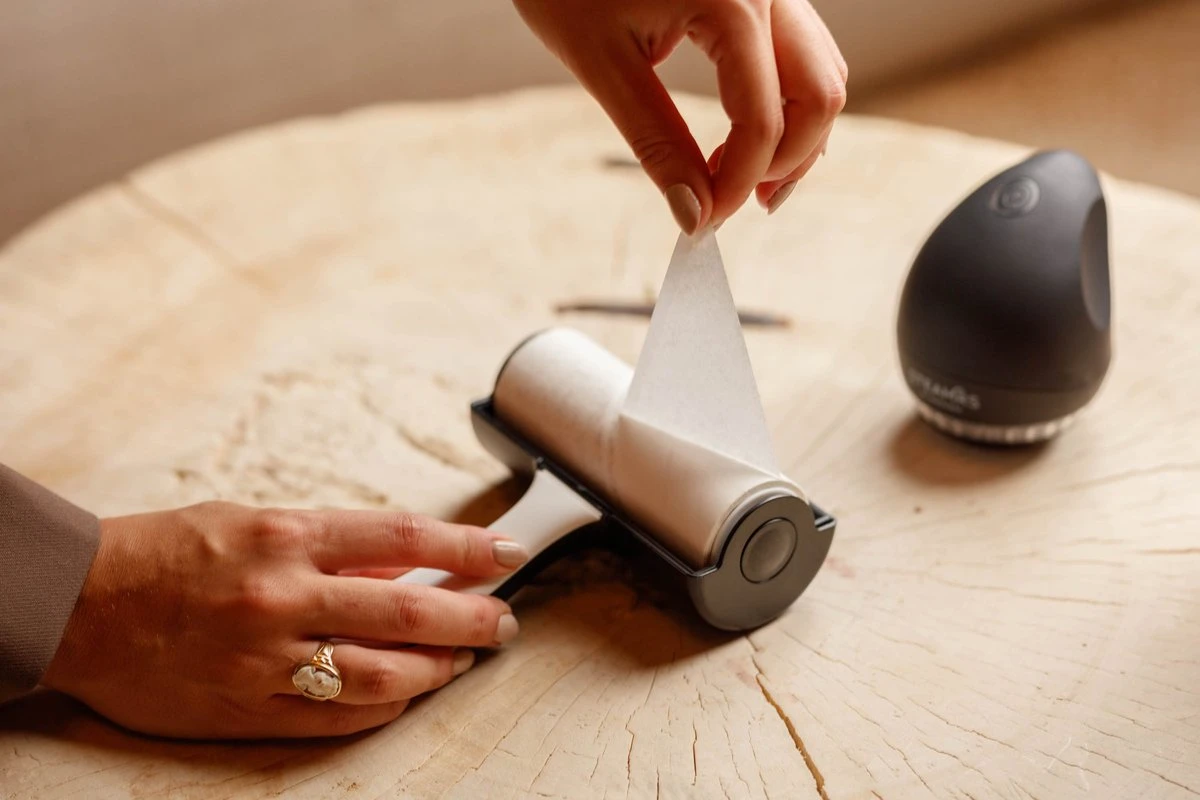 STEAMRS - Luxe Kledingroller - Kleefroller - Plakroller - 3 Rollen - Zwart 9 STEAMRS - Luxe Kledingroller - Kleefroller - Plakroller - 3 Rollen - Zwart - Afbeelding 7