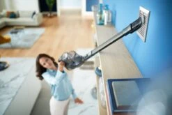 Philips 8000 Series Aqua Plus XC8347/01 - Steelstofzuiger -Winkel Voor Dagelijkse Benodigdheden 1200x804 4