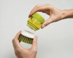 Joseph Joseph Afwasborstel Palm Scrub - Incl Houder - Grijs -Winkel Voor Dagelijkse Benodigdheden 1200x964