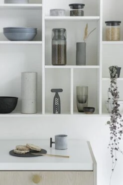 Brabantia Voorraadbussen Met Maatbeker Set Van 2 - 1,3 L - Dark Grey -Winkel Voor Dagelijkse Benodigdheden 799x1200 11