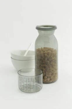 Brabantia Voorraadbussen Met Maatbeker Set Van 2 - 1,3 L - Dark Grey -Winkel Voor Dagelijkse Benodigdheden 799x1200 12