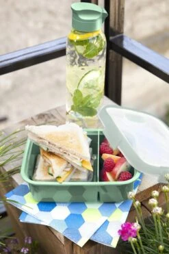 Curver Smart To Go Eco Lunchbox 0.6 + 0.3L Groen -Winkel Voor Dagelijkse Benodigdheden 799x1200 79